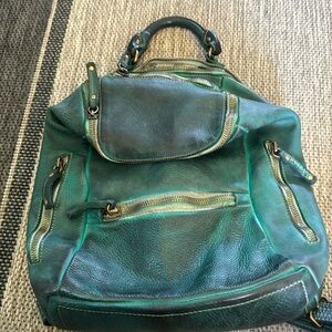 Bayside Backpack Vintage Leather Stlye, Green, Like New